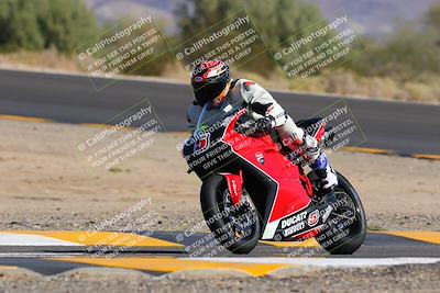 media/Oct-08-2022-SoCal Trackdays (Sat) [[1fc3beec89]]/Turn 10 (945am)/